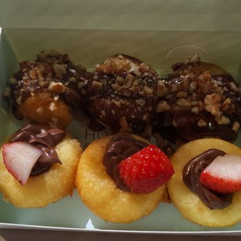 Dapper Doughnut - Delish! - Donuts Near Me - El Paso, Texas Dapper Doughnut - Delish! - Donuts Near Me - El Paso, Texas