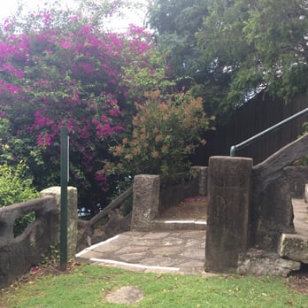 Lady Gowrie Lookout - Pretty - Parks Near Me - Kirribilli, NSW