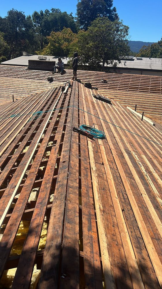 Slide of Roofin Services