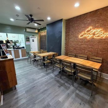 Hannie Bite - Sushi Bars Near Me - Philadelphia, Pennsylvania Hannie Bite - Sushi Bars Near Me - Philadelphia, Pennsylvania