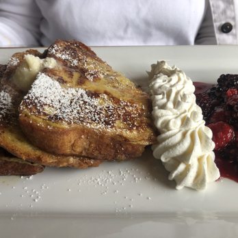 Michael’s On 7th - French toast- delicious and sweet - American Near Me - Vero Beach, Florida