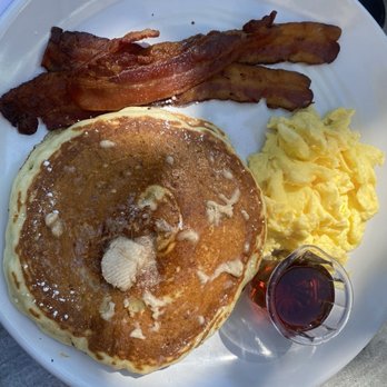 Cafe M - Combo Breakfast - Breakfast & Brunch Near Me - Berkeley, California