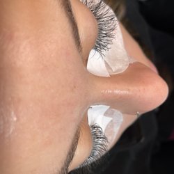 Never Lack'N Lashes