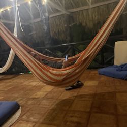Xaloc Resort - Relaxing on a hot summer night