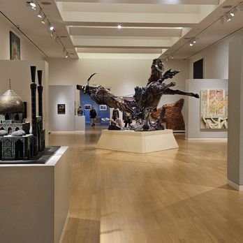 Crocker Art Museum - Exhibit halls in the newer Richard Meier addition - Art Museums Near Me - Sacramento, California Crocker Art Museum - Exhibit halls in the newer Richard Meier addition - Art Museums Near Me - Sacramento, California
