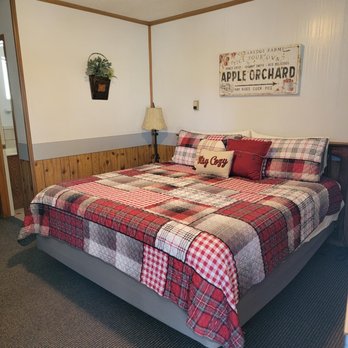 Mesa Moon Motel - Hotels Near Me - Cedaredge, Colorado Mesa Moon Motel - Hotels Near Me - Cedaredge, Colorado