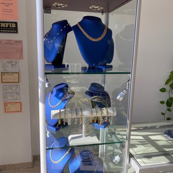 Bergen County Gold & Diamonds - Necklaces - Gold Buyers Near Me - Lodi, New Jersey