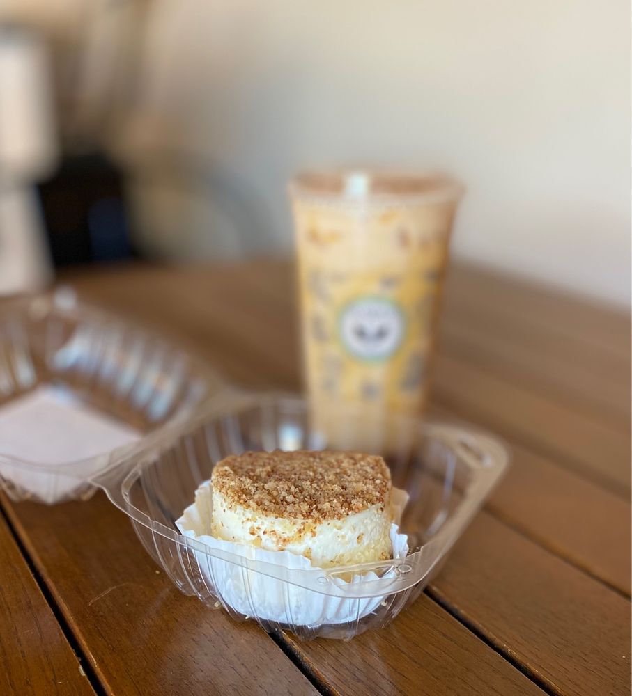 HOJAS TEA HOUSE Updated September 2024 567 Photos & 671 Reviews