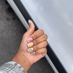 Thy Thy Nails