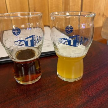 Hillside Hangout - beer - Beer Gardens Near Me - Mt. Juliet, Tennessee