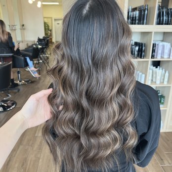 Akalonnie Salon - Hair Stylists Near Me - Katy, Texas Akalonnie Salon - Hair Stylists Near Me - Katy, Texas