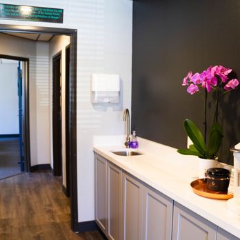 Foundation Chiropractic - Main Hallway - Chiropractors Near Me - Carlsbad, California Foundation Chiropractic - Main Hallway - Chiropractors Near Me - Carlsbad, California