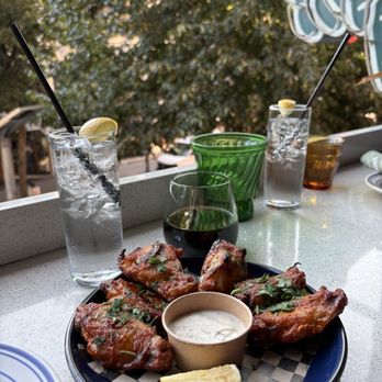 Lonely Siren - Cocktail Bars Near Me - Seattle, Washington