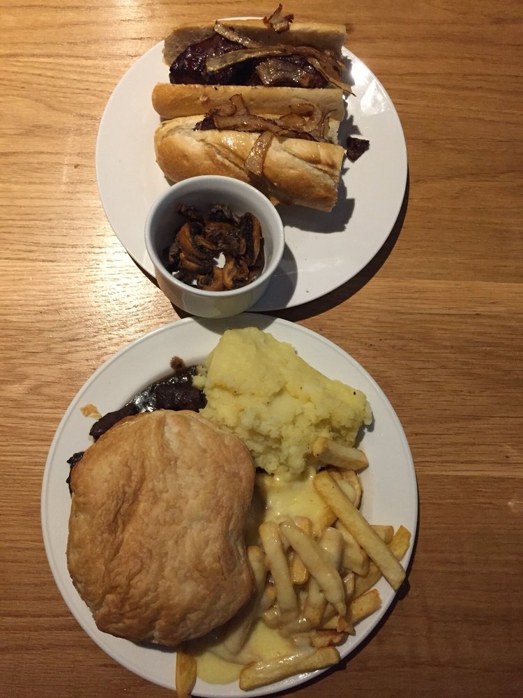 TAVERN ON THE GREEN Updated June 2024 Grattons Drive, Crawley, West