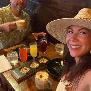 Blackstone Kitchen - Flight mimosa's and lattes - New American Near Me - Corona, California