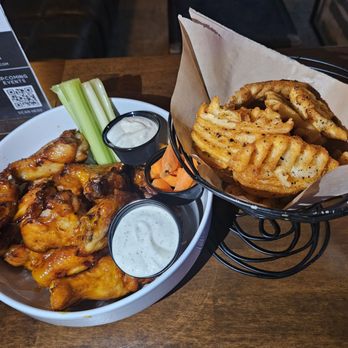 The Pines Downtown - 16 piece and fries - Bars Near Me - Sevierville, Tennessee The Pines Downtown - 16 piece and fries - Bars Near Me - Sevierville, Tennessee