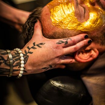 Hammer & Nails - Naples - 24k Cut Experience - Barbers Near Me - Naples, Florida