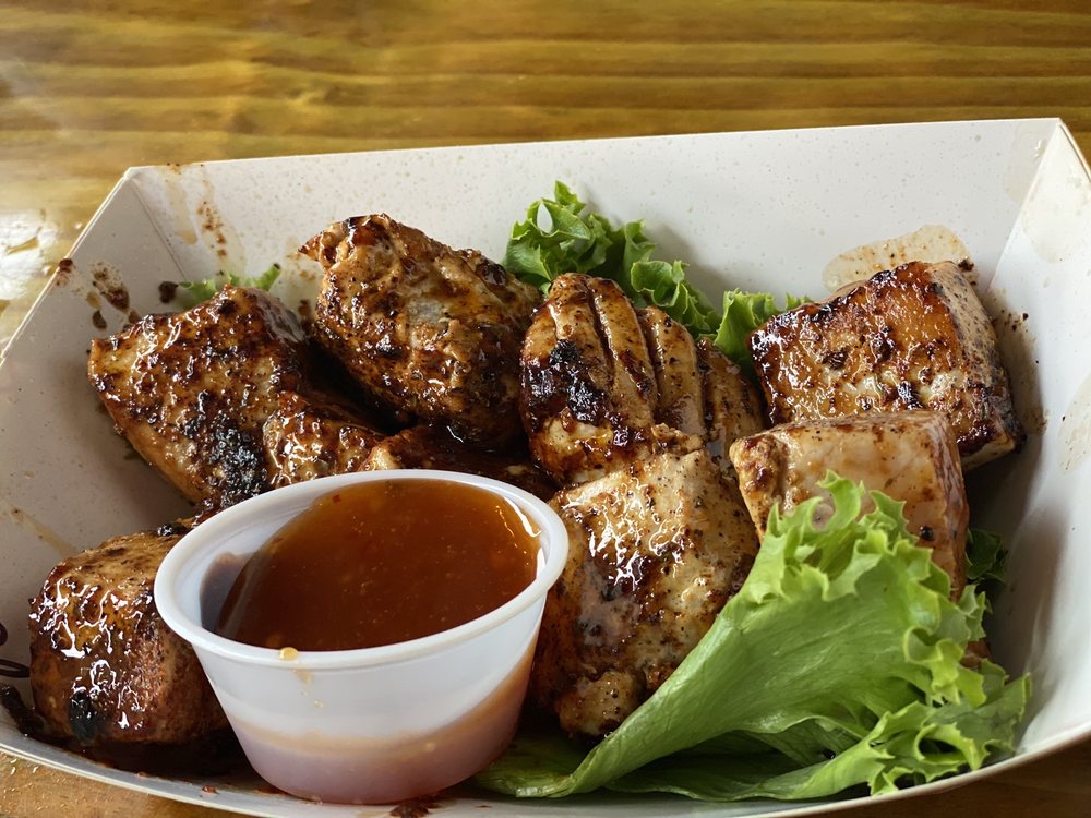 Fish Heads Bar and Grill