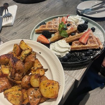 Cali Chilli - Potatoes - Indian Near Me - Long Beach, California Cali Chilli - Potatoes - Indian Near Me - Long Beach, California