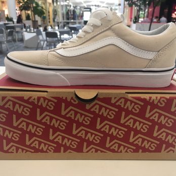 Vans - Searched high and low! Finally found these in Parkway Plaza location - Shoe Stores Near Me - Chula Vista, California Vans - Searched high and low! Finally found these in Parkway Plaza location - Shoe Stores Near Me - Chula Vista, California