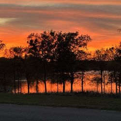 Speegleville Park - Sunset on the lake