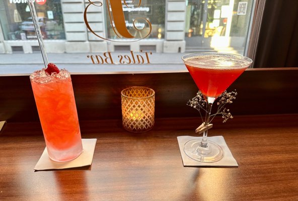 Tales Bar by null