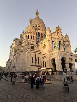 The Basilica of the Sacred Heart of Paris by null