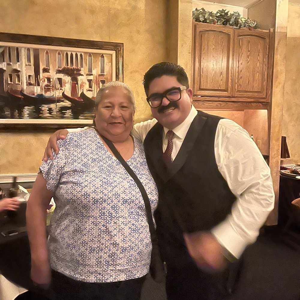 Castelli's - The Best of the Best servers Tony - Italian Near Me - Palm Desert, California