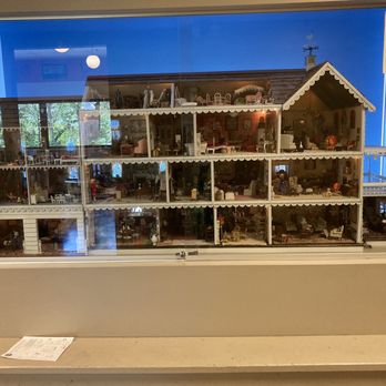 Chippewa Valley Museum - Doll House - Museums Near Me - Eau Claire, Wisconsin