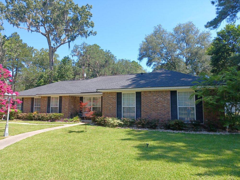 Slide of Professional Roofing Solutions