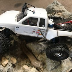 Hobby Planet - Axial rockcrawler