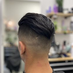 Albina's Men's Grooming