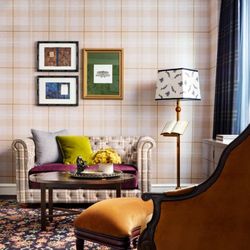 Graduate by Hilton Evanston - Guest room