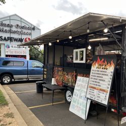 Mo's Pit Barbeque