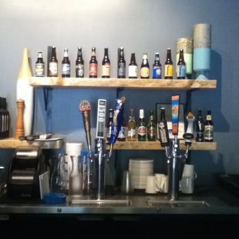 Blue Line Pizza - Bar! - Pizza Near Me - Mountain View, California