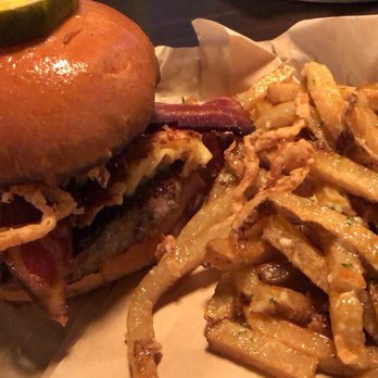 Broderick - Burgers Near Me - Walnut Creek, California