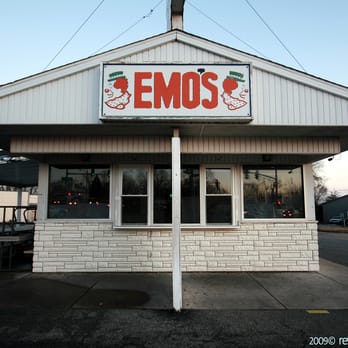 Emo's Dairy Mart - the front of the building - Ice Cream & Frozen Yogurt Near Me - Peoria, Illinois Emo's Dairy Mart - the front of the building - Ice Cream & Frozen Yogurt Near Me - Peoria, Illinois