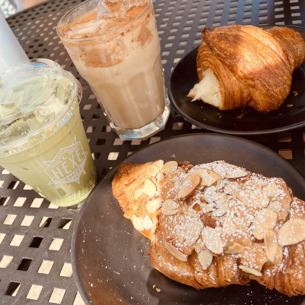 Hexe Coffee - Matcha Latte, Chai Latte, Almond Croissant - Coffee & Tea Near Me - Chicago, Illinois