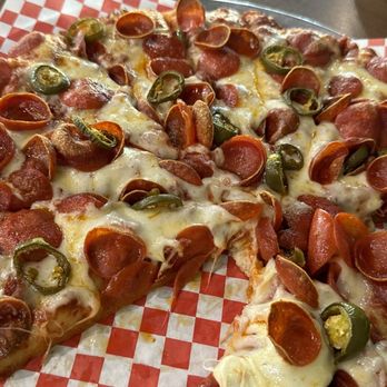 Mountain Mike's Pizza - Pepperoni/jalapeño pizza - Pizza Near Me - Chino, California Mountain Mike's Pizza - Pepperoni/jalapeño pizza - Pizza Near Me - Chino, California
