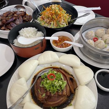 Yunnan Restaurant - 129. Eggplant in garlic sauce; 15. Szechuan Cold Noodle, 39. Juicy Pork Dumplings, 63. Szechuan Style Braised Pork with Crepie - Chinese Near Me - Oak Park, California Yunnan Restaurant - 129. Eggplant in garlic sauce; 15. Szechuan Cold Noodle, 39. Juicy Pork Dumplings, 63. Szechuan Style Braised Pork with Crepie - Chinese Near Me - Oak Park, California