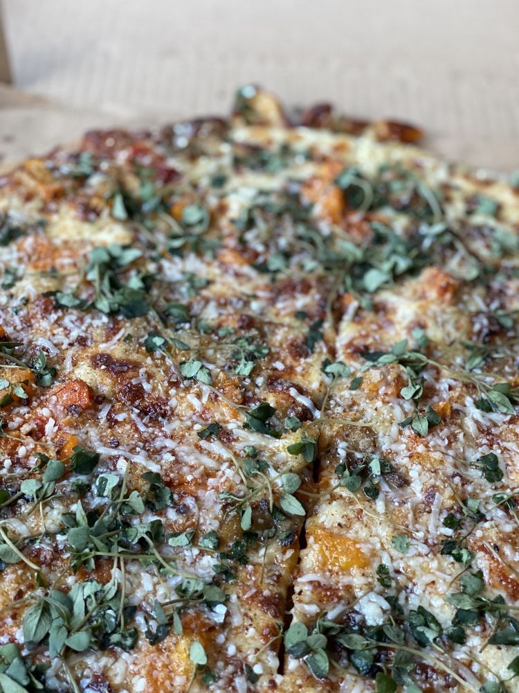 MAJKA PIZZERIA & BAKERY Updated July 2024 210 Photos & 153 Reviews