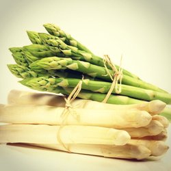 Il Quadrifoglio - Les asperges vertes ou blanches sont de sortie dans nos nouvelles suggestions. Chacun pourra y trouver son bonheur !