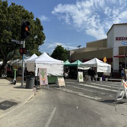Toluca Lake Farmer's Market - Outside IG: @ammysalamii