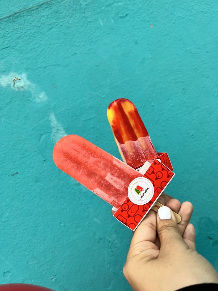 PALETADOS Cll Muñoz Rivera 21, Pueblo de Rincón, Puerto Rico Ice