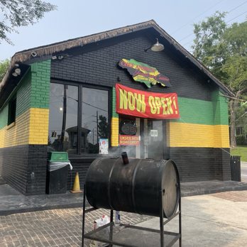 Country Style - Smoker and restaurant front - Caribbean Near Me - Atlanta, Georgia