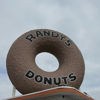 Randy's Donuts - Donuts Near Me - Inglewood, California