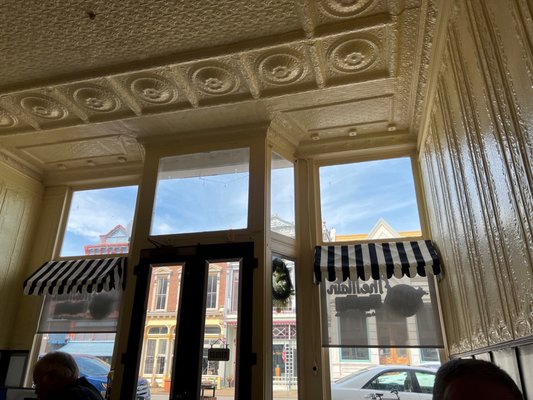 The Main Cafe by null