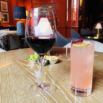 The Coral Room - Wine and city of lights - Bars Near Me - London, XGL