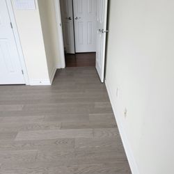 I'll Be Dammed Flooring - Engineered Hardwood Install