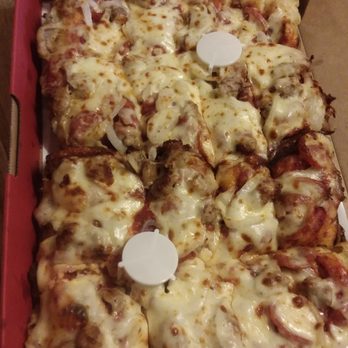 Happy's Pizza - Spicy Special Pizza.. order the "square pizza", toppings to the edge! #YUM - Pizza Near Me - Lorain, Ohio